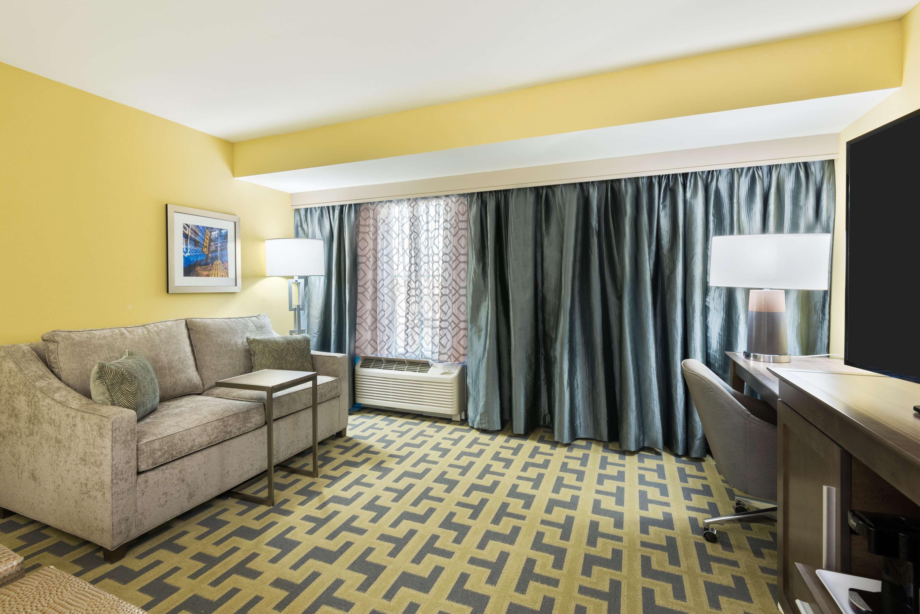 Hampton Inn & Suites Tampa Airport Avion Park Westshore Esterno foto